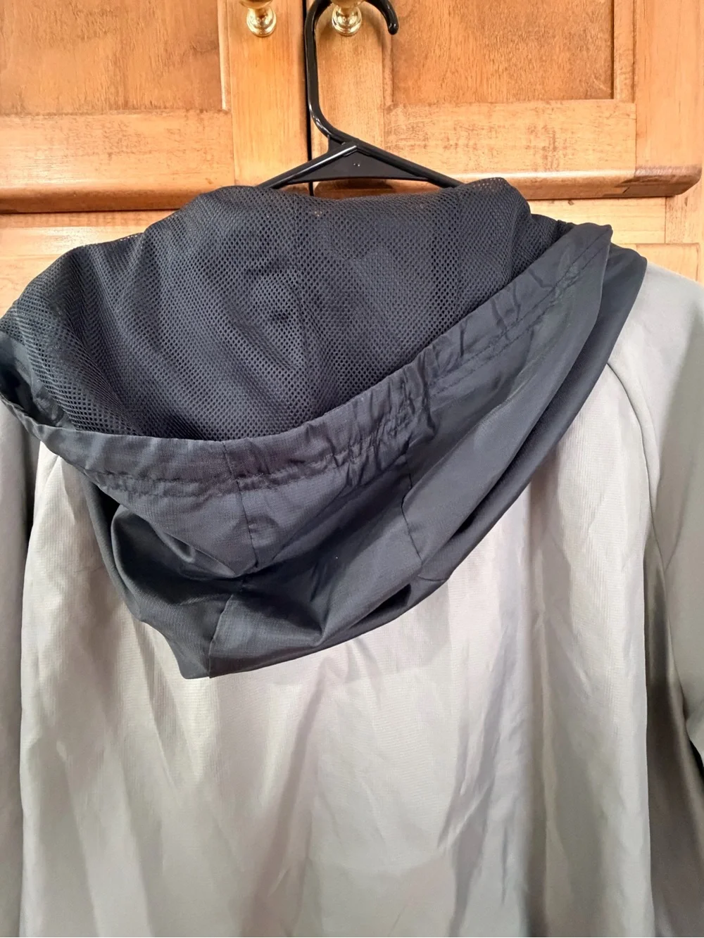 Under Armour Hooded Windbreaker in Black & Light Gray